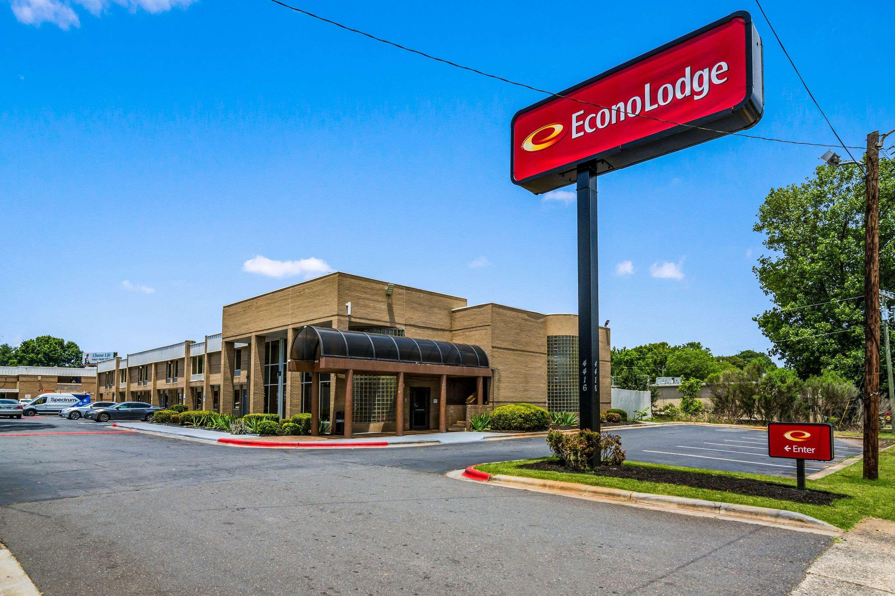 Econo Lodge Airport Near Billy Graham Parkway ชาร์ล็อต ภายนอก รูปภาพ