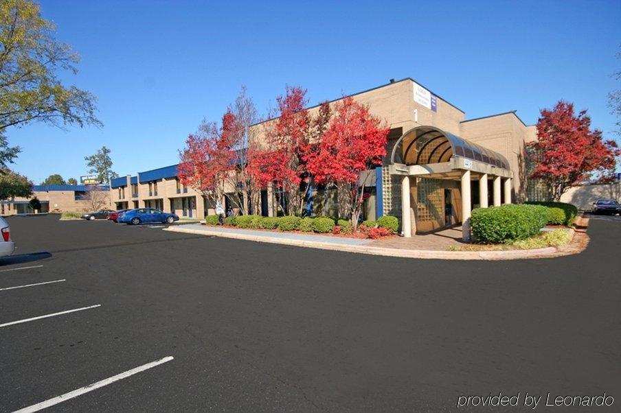 Econo Lodge Airport Near Billy Graham Parkway ชาร์ล็อต ภายนอก รูปภาพ